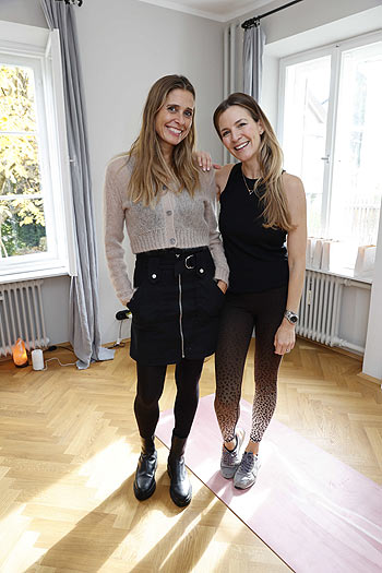 Conny Lehmann, Viola Bagusat @ Cyfarm X Lovehealing Yogabrunch in der Cyfarm in Starnberg am 25.10.2021. Credit: Vivi Simon / Fotocafe